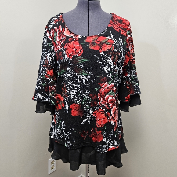 Rich floral, Cleo brand top. - Picture 1 of 8